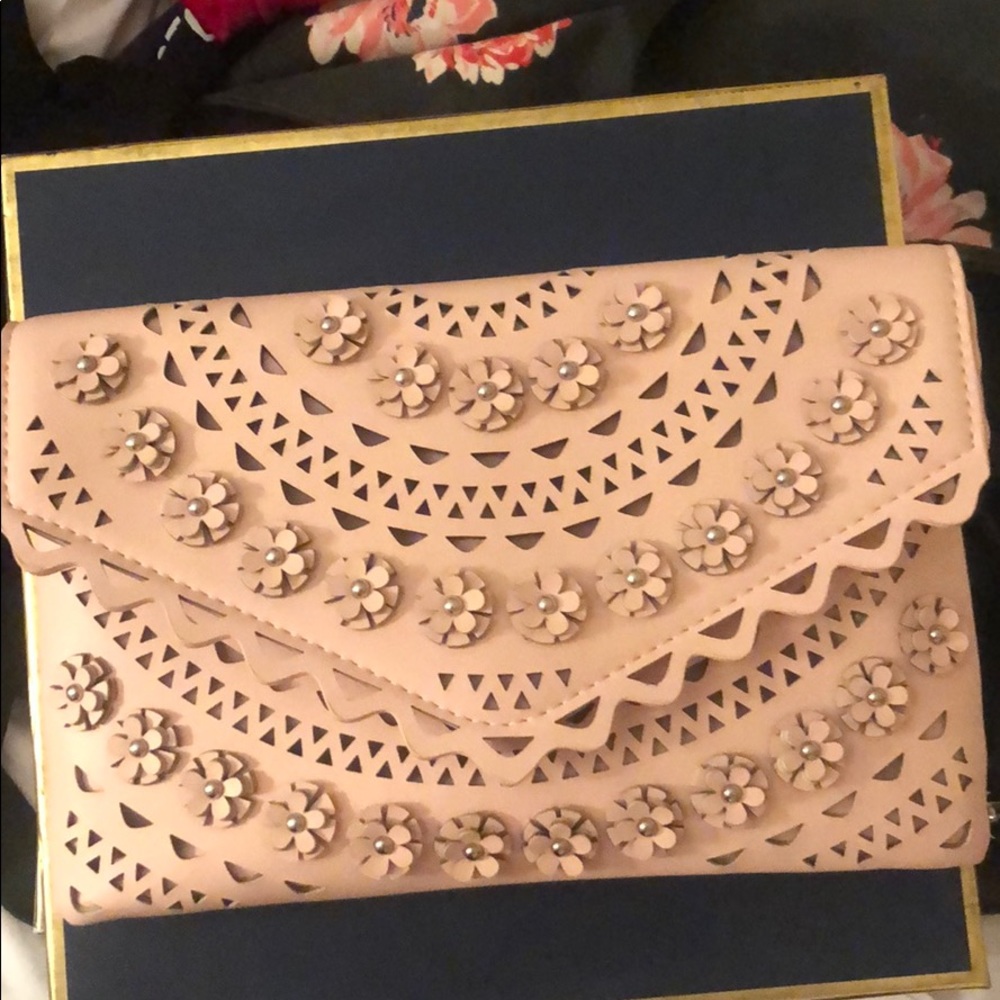 Blush flower print clutch